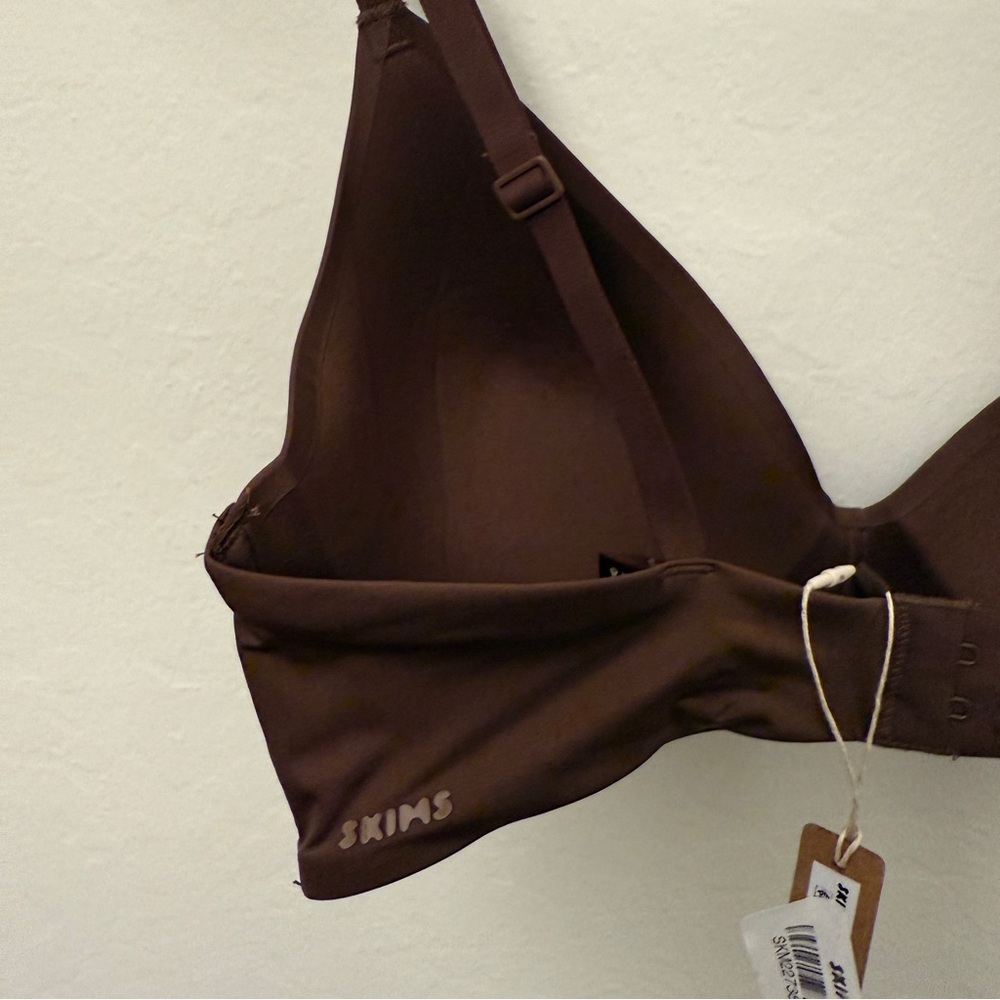 NWT Skims Wireless Form T-Shirt Bra in Cocoa - Size 36C - Picture 10 of 12
